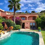 Great Views & Heated Pool - El Perenquen 4
